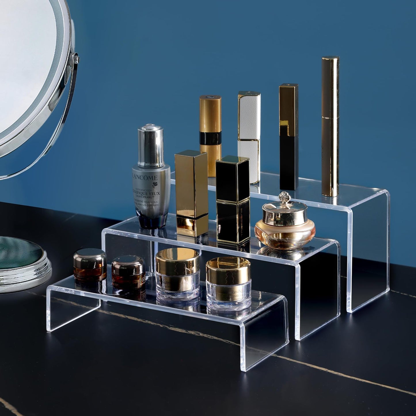 Suitable for displaying perfume and cosmetics
